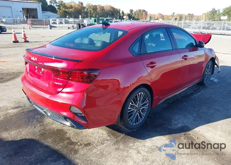 2024 Kia Forte Gt-Line z USA, uszkodzony, nr VIN 3KPF54AD8RE762260